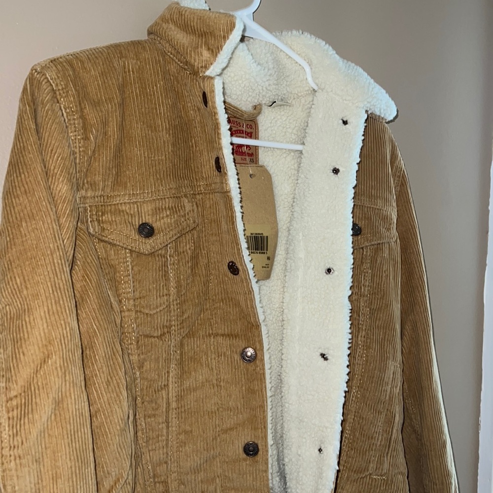 BRAND NEW WITH TAGS levi’s jacket